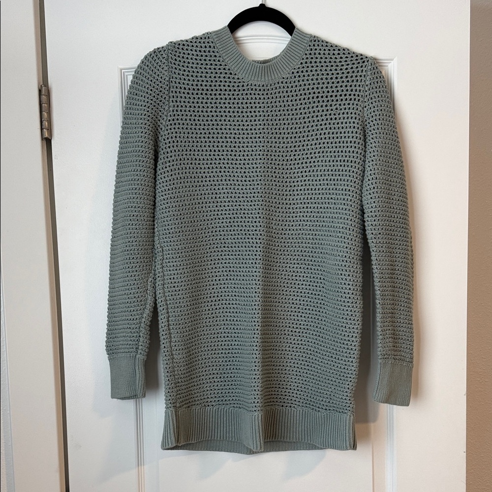 GAP Women's Sage Green Crewneck Knit Sweater